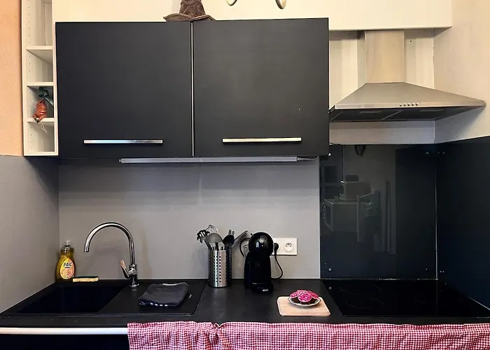 Le Refuge Mysterieux D'harry Proche Gare